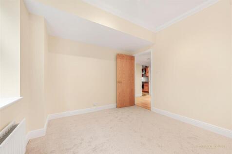 Bedroom.jpg