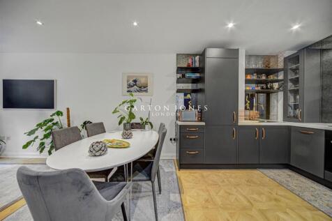 Dining Area.JPG