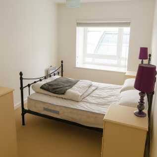 bedroom 2.png