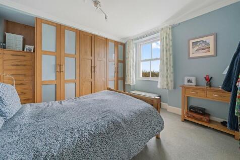 Bedroom 2.jpg
