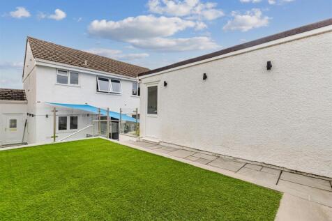 A17 - Elmwood Park Loddiswell - 250820.jpg
