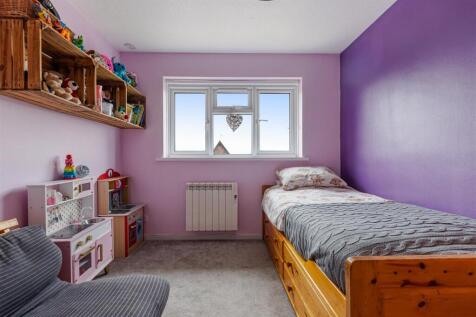 A22 - Elmwood Park Loddiswell - 250820.jpg