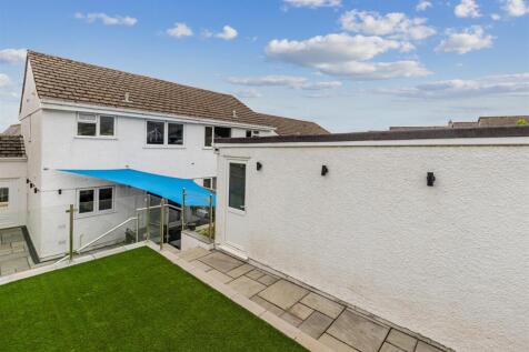 A03 - Elmwood Edit - 250820.jpg