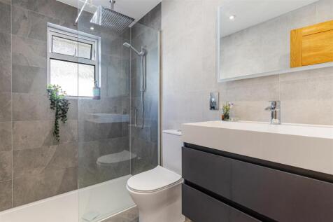 A23 - 10 Grenville Close, Stokenham - 250930.jpg