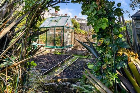 A08 - Kingsbridge, Rack Park Cottage - 250911.jpg