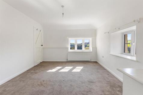 A18 - 2 Nutcombe Cottages, East Allington - 251017