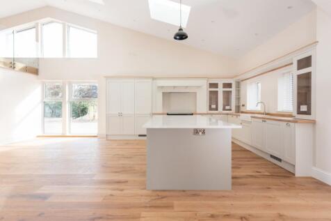 Kitchen/Dining/Famil