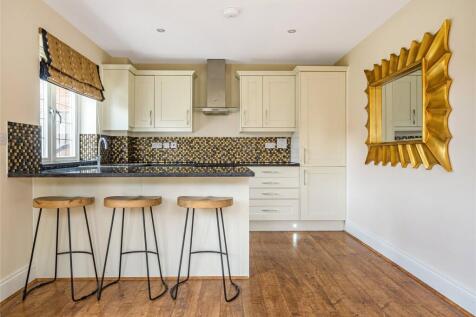 Kitchen/B&#39;fast Bar