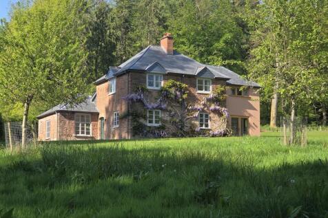Castle Lodge (187).jpg