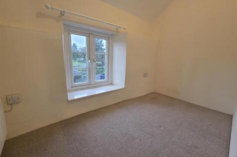 BEDROOM THREE/STUDY / DRESSING ROOM