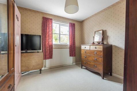 Bedroom 6.jpg