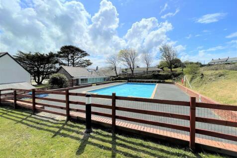 Swimming pool.jpg