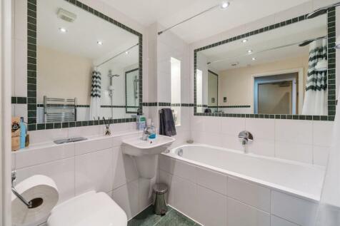 Bathroom.jpg