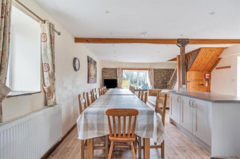 The Barn Breakfast Room.jpg