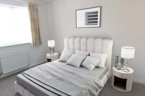 Master bedroom.jpg