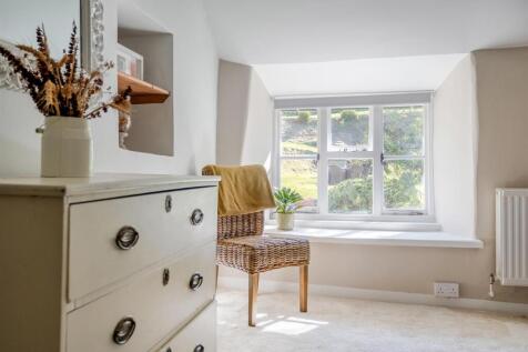Bedroom V