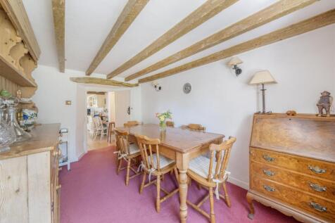 Dining Room.jpg