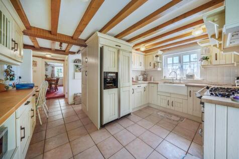 Kitchen III.jpg