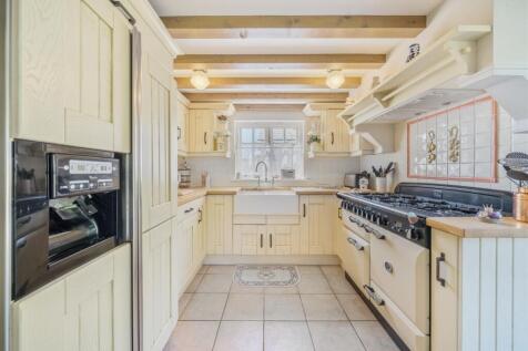 Kitchen II.jpg
