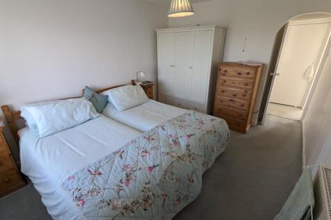 BED 1 (2).jpg