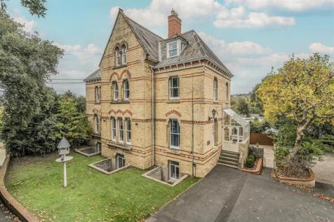 1368972-1-68ed08d6a92c5 Elevated (2).jpg