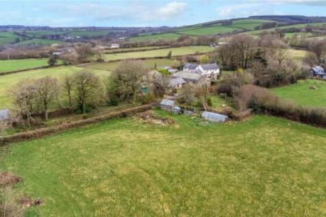 Aerial land, barn & walled garden.jpeg