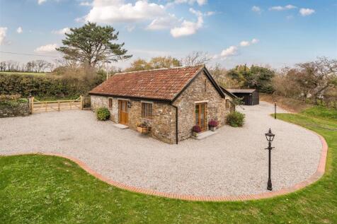 1376995-1-6915f4d94cc65 Elevated (5).jpg