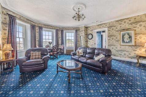 Nelson_Lounge2.jpg