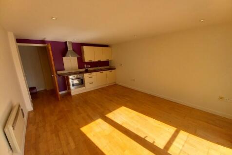 Living / Kitchen