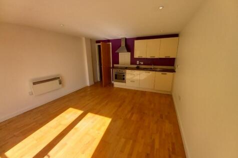 Living / Kitchen