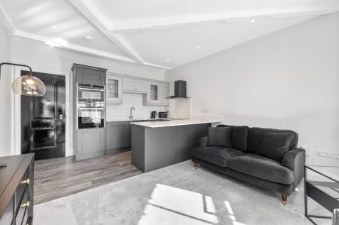 Living / kitchen