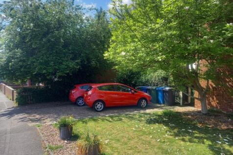 Parking 1 space
