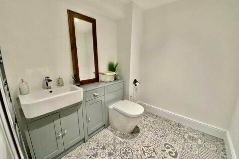 CLOAKROOM WC