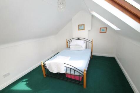 LOFT ROOM ONE