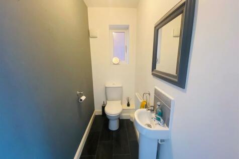 CLOAKROOM WC
