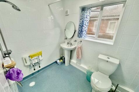 WET ROOM