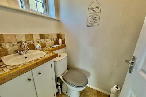 CLOAKROOM WC