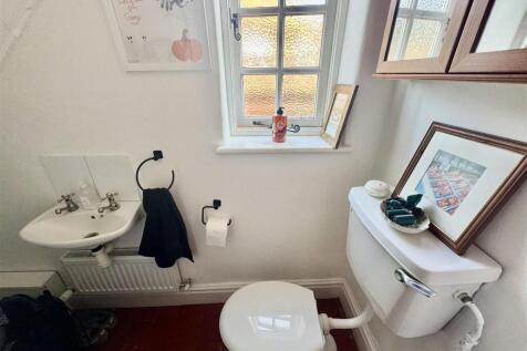CLOAKROOM WC