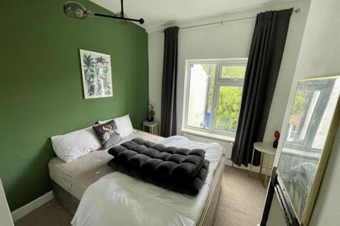 BEDROOM  TWO