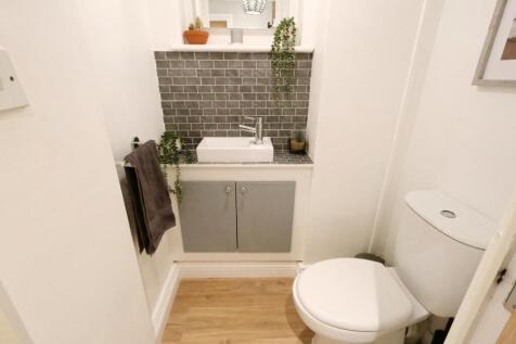 CLOAKROOM WC