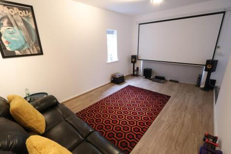 CINEMA/SITTING ROOM