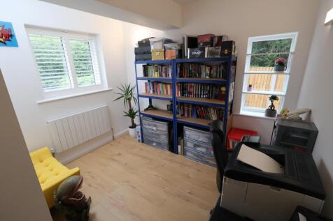OFFICE/STUDY