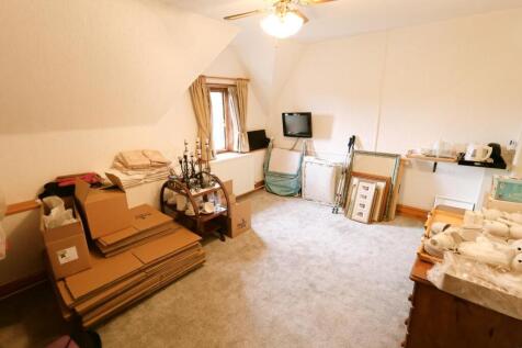 BEDROOM FIVE