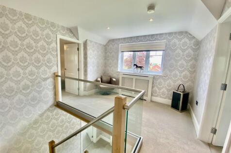 SECOND FLOOR LANDING