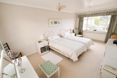 PRINCIPLE BEDROOM