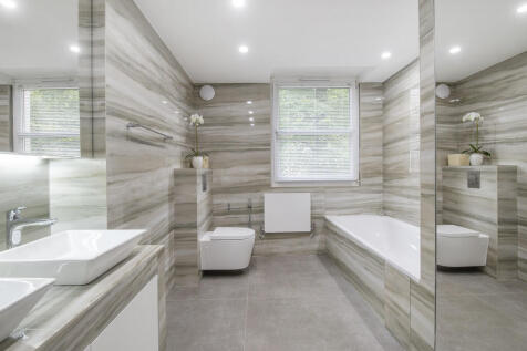 Master Bathroom (...