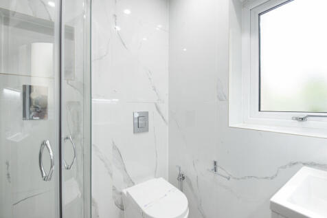 WC -ground floor ...