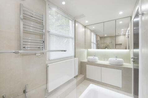 Bathroom 2 - 1st ...