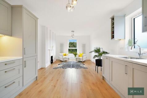 48C Springwell Av...
