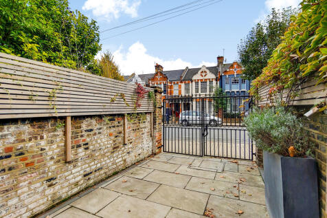 Property Image 11